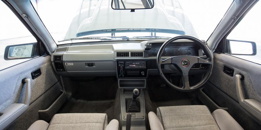 Торпедо HSV SS Group A (VL) 1988 года  (фото 8 из 20)